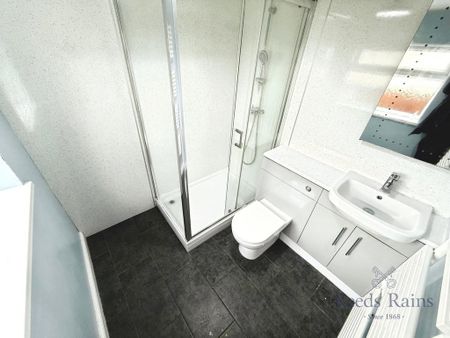 2 bedroom terraced house to rent - Photo 5