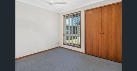 Nestled Away in a Quiet Street - Photo 5