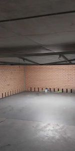 “1 Secure car space - lock up garage in a residential building” - Photo 3