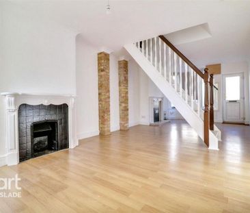 3 bedroom terraced house to rent - Photo 2