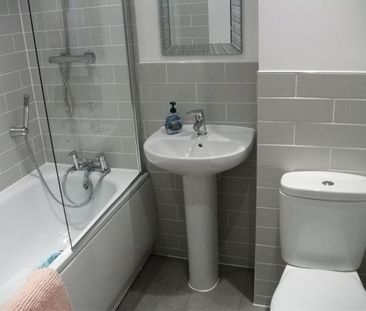 3 bedroom detached house to rent - Photo 5