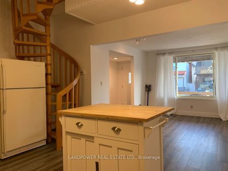 For Lease - 178 Coleman Avenue Unit# Front unit with basement, Toronto, Ontario - Photo 4