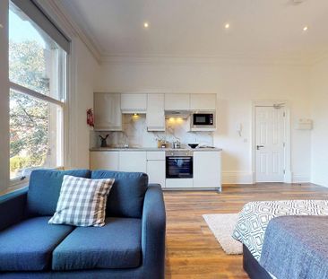 Studio to rent - Photo 3