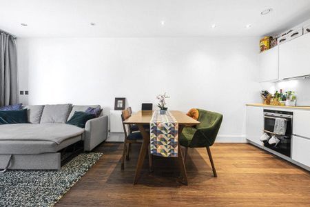 2 bedroom apartment to rent - Photo 2