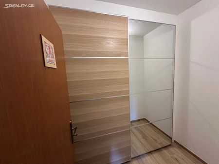 Pronájem bytu 3+1 69 m² - Photo 2