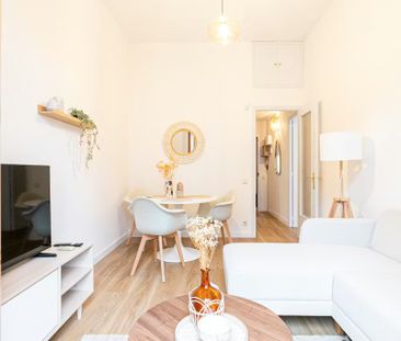 Carrer d'Aragó, Barcelona, Catalonia 08009 - Photo 4