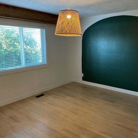 Upper Family Home With Shop - Photo 1