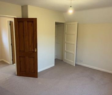 3 bedroom detached house to rent - Photo 3