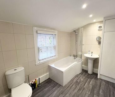 2 bedroom cottage to rent - Photo 1