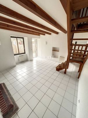 A LOUER - Maison 4 pi�ces (65 m�) en location � CHAMPEAUX - Photo 1