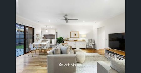 Superb Style & Single Level Convenience - Photo 5