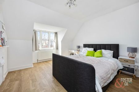 6 Bed Semi-Detached House, Sackville Road Up, BN3 - Photo 2