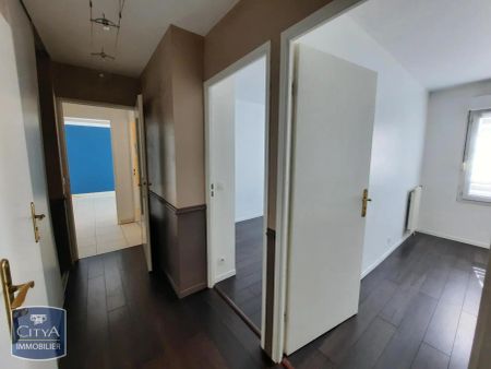 Appartement à louer 3 pièces 56.7m² - Photo 2