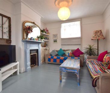 4 bedroom terraced house to rent - Photo 2
