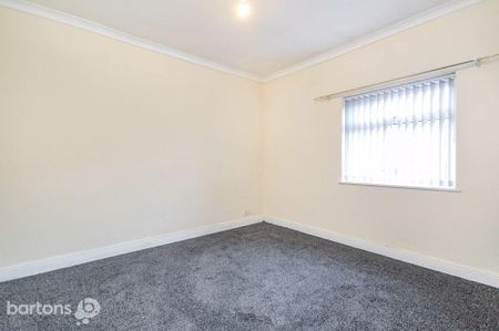 2 bedroom terraced house to rent - Photo 3