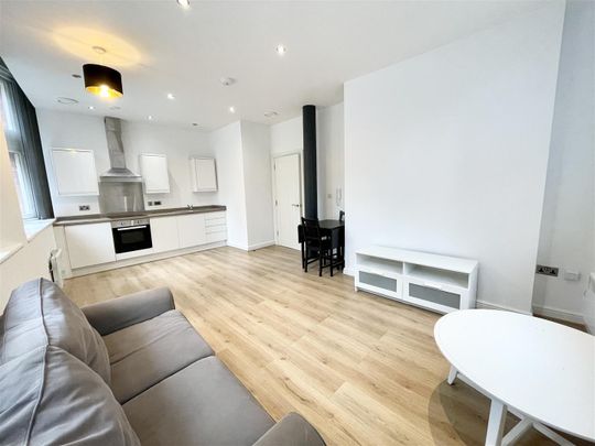 Moss Street, Liverpool, L6 - Photo 1