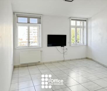 Location Appartement 2 pièces 46m² LES SABLES D OLONNE 85100 - Photo 5