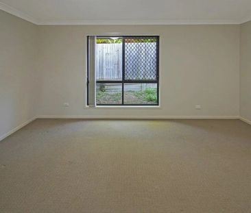 Eight Mile Plains - Photo 3