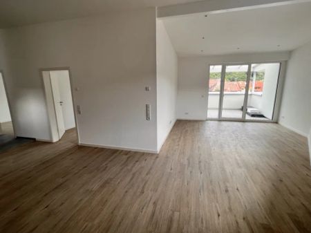 "Stadtzentrum" KfW55, 3-Zimmer Penthaus mit Balkon, Keller, Tiefgarage u. Lift - Photo 5