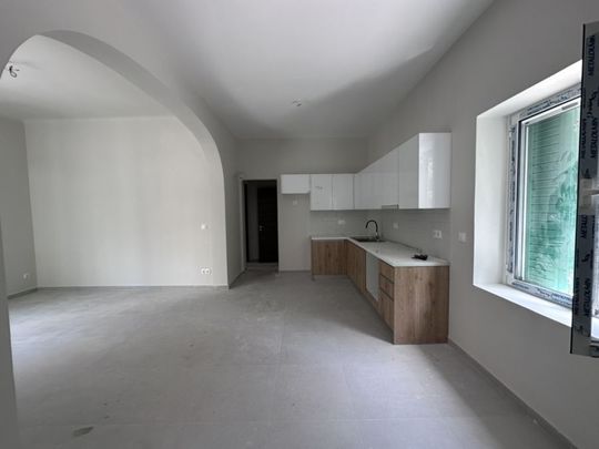 Συγκρότημα για ενοικίαση Νέα Ελβετία (Βύρωνας) - Photo 1