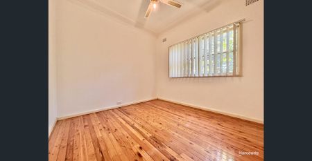 Comfortable 3-Bedroom Home with Timber Floors & Large Yard... - Photo 4