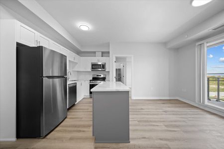 For Lease - 1350 HEMLOCK Road Unit# 611, Manor Park - Cardinal Glen and Area, Ontario - Photo 4