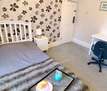 Room in a Shared House, Broadlands Road, SO17 - Photo 5