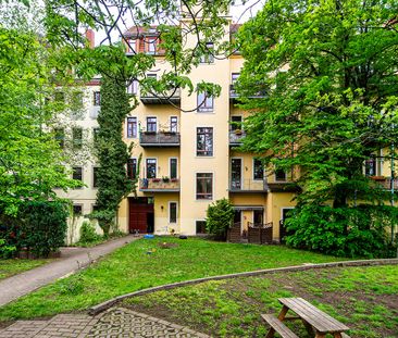 TOP Singleapartment mit EBK inkl. WM, Parkett und Wanne. - Foto 1