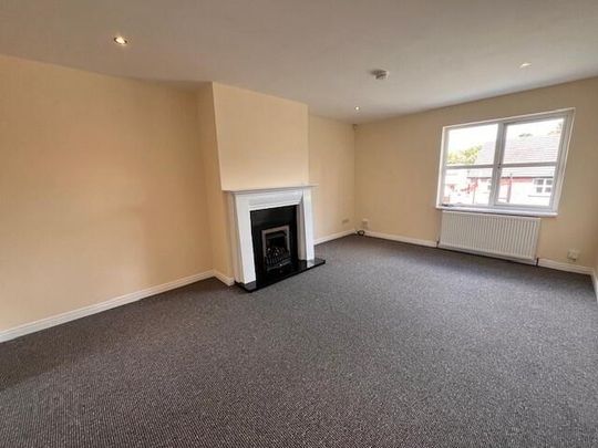 6 Ardara Mews, Dundonald, BT16 2BF - Photo 1