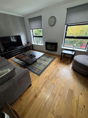 2 bedroom flat to rent - Photo 2