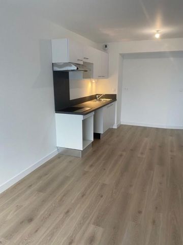 Location Appartement 2 pièces 67m² VILLENAVE D ORNON 33140 - Photo 5