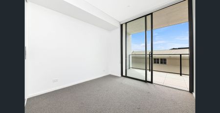 Elevated Two Bedroom Apartment Within The Flour Mill - Photo 2