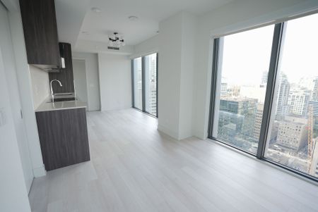For Lease - 8 Cumberland Street Unit# 2502, Toronto, Ontario - Photo 5