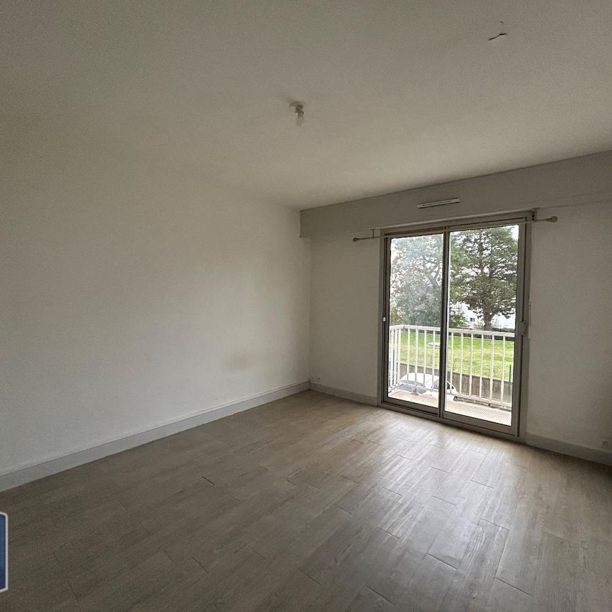 Location Appartement 1 pièce 24m² ST NAZAIRE 44600 - Photo 1
