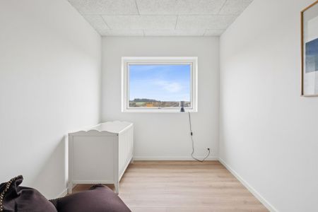 Nyopført 4-værelses rækkehus på Fenris Allé i Svenstrup - Photo 4