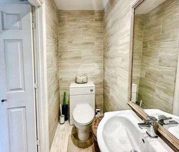House share to rent - Photo 3