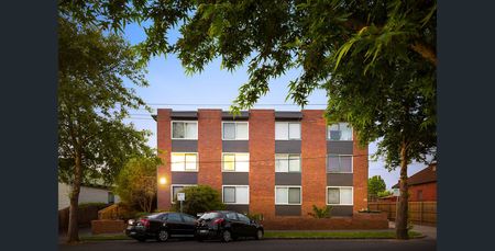 8/262 Barkly Street, Fitzroy North VIC 3068 - Photo 3