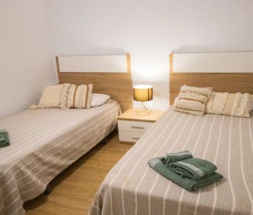2-bedroom apartment for rent in El Campello, bills included - Photo 2