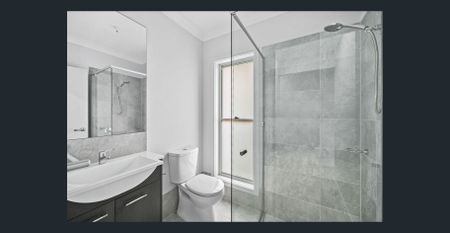 Brand new 2 bedroom duplex - Photo 4