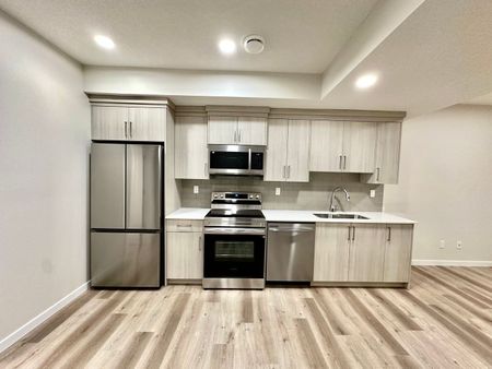 2207 Muckleplum Crescent SW - Photo 2