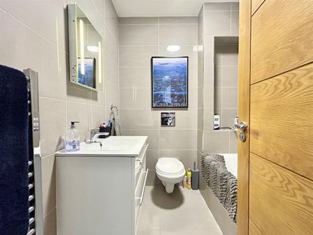 2 Bedroom Flat To Let - Photo 4