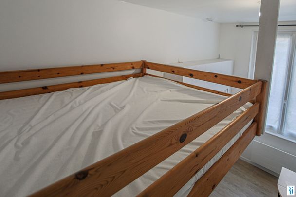 Location Appartement 1 pièce 15m² SOTTEVILLE LES ROUEN 76300 - Photo 1