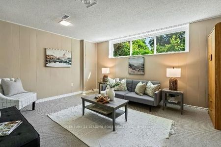 For Lease - 533 Arnhem Drive, Oshawa, Ontario - Photo 4