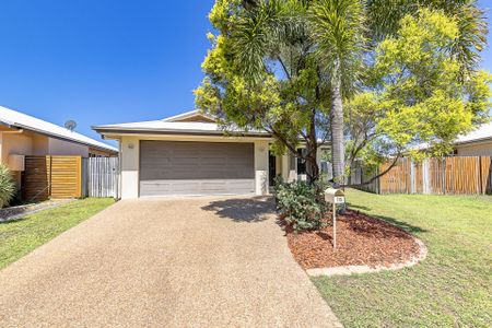 16 Bluff Street, Bushland Beach - Photo 5