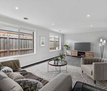 Neat Family Home In Convenient Position! - Photo 5