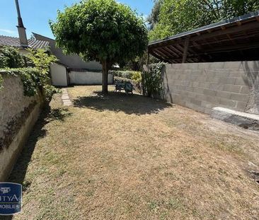 Location Maison 2 pièces 42m² MEHUN SUR YEVRE 18500 - Photo 2