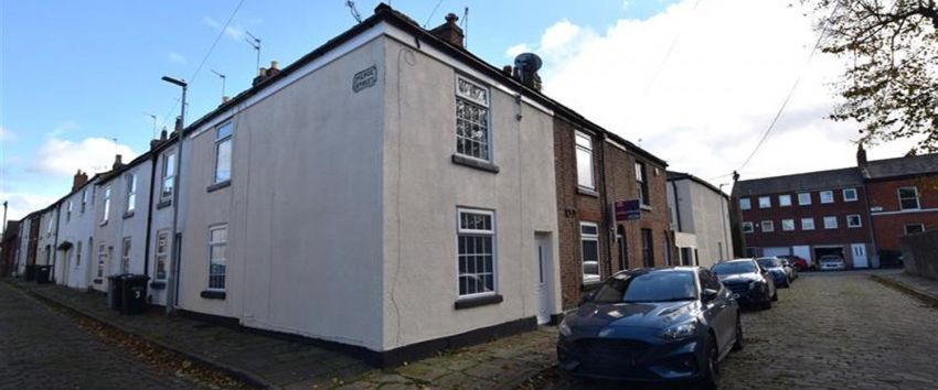 Great Queen Street, Macclesfield - Photo 1