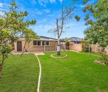 Stylish Living in a Prime Frankston Location!! - Photo 5