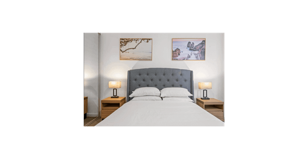 Cosy 1-Bed with Balcony in Trendy St Kilda - SHORT TERM LEASES AVAILABLE - Photo 1