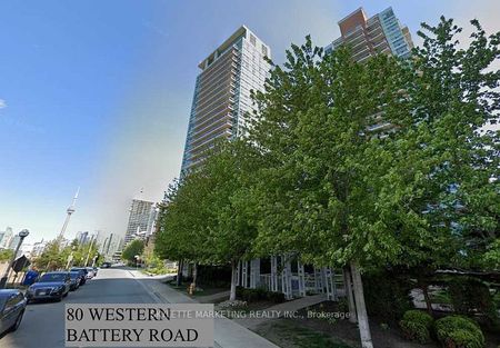 Zip Condos and Lofts , #610 - Photo 4